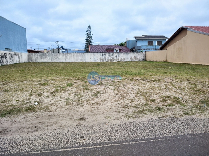 Terreno na Beira Mar Atlântida Sul: 1ª foto da galeria de imagens do imóvel