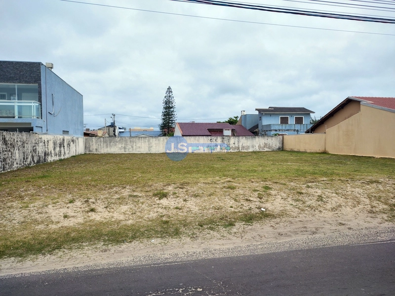 Terreno na Beira Mar Atlântida Sul: 3ª foto da galeria de imagens do imóvel