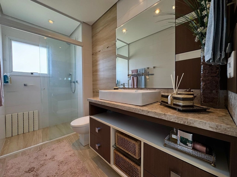 EXCELENTE CASA ALTO PADRÃO COM PISCINA : 37ª foto da galeria de imagens do imóvel