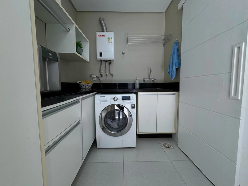 EXCELENTE CASA ALTO PADRÃO COM PISCINA : 36ª foto da galeria de imagens do imóvel