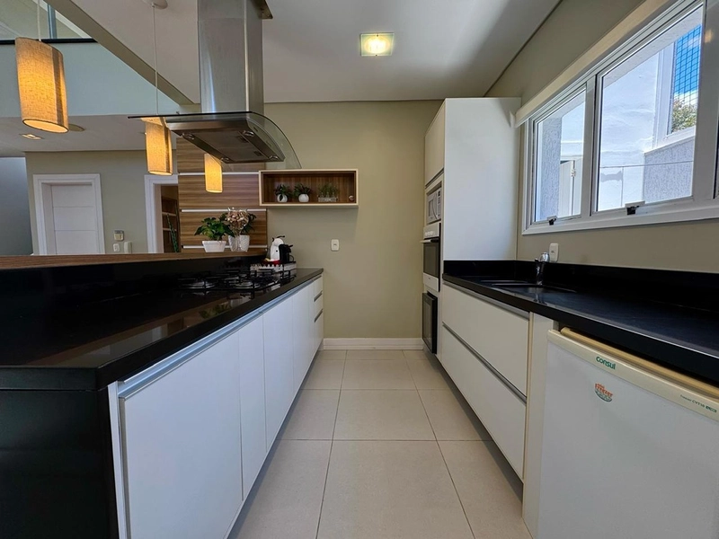 EXCELENTE CASA ALTO PADRÃO COM PISCINA : 31ª foto da galeria de imagens do imóvel