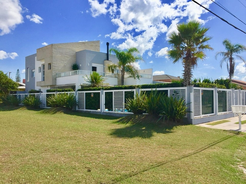 EXCELENTE CASA ALTO PADRÃO COM PISCINA : 11ª foto da galeria de imagens do imóvel