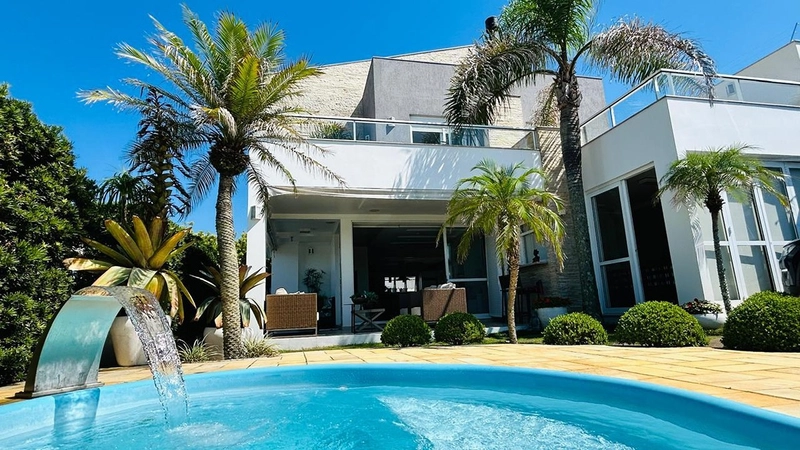 EXCELENTE CASA ALTO PADRÃO COM PISCINA : 12ª foto da galeria de imagens do imóvel