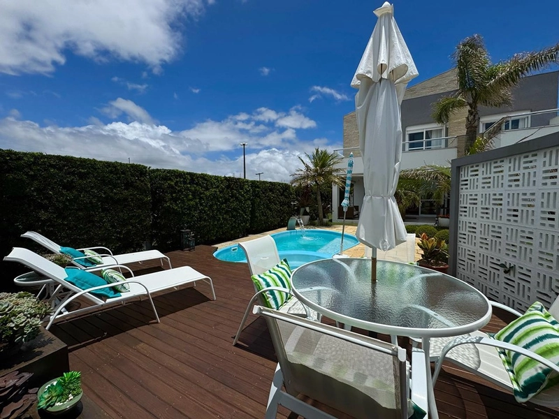 EXCELENTE CASA ALTO PADRÃO COM PISCINA : 25ª foto da galeria de imagens do imóvel