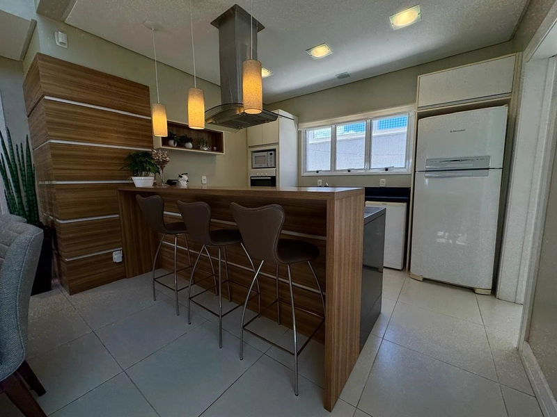 EXCELENTE CASA ALTO PADRÃO COM PISCINA : 32ª foto da galeria de imagens do imóvel