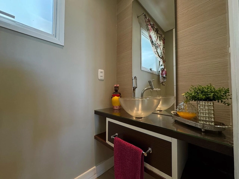 EXCELENTE CASA ALTO PADRÃO COM PISCINA : 59ª foto da galeria de imagens do imóvel