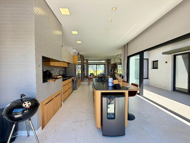 EXCELENTE CASA ALTO PADRÃO EM CONDOMÍNIO: 14ª foto da galeria de imagens do imóvel