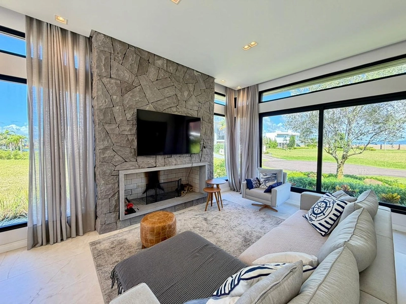 EXCELENTE CASA ALTO PADRÃO EM CONDOMÍNIO: 10ª foto da galeria de imagens do imóvel