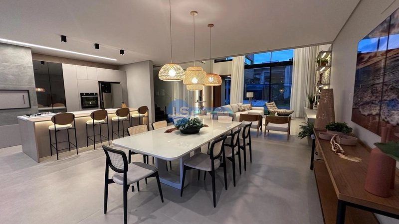 CASA EM CONDOMINIO: 8ª foto da galeria de imagens do imóvel