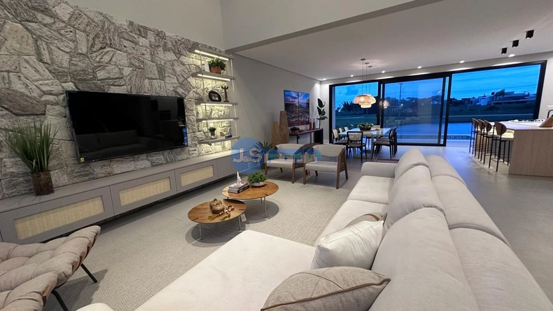 CASA EM CONDOMINIO: 9ª foto da galeria de imagens do imóvel