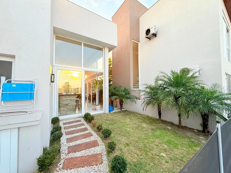 EXCELENTE CASA ALTO PADRÃO COM PISCINA : 26ª foto da galeria de imagens do imóvel