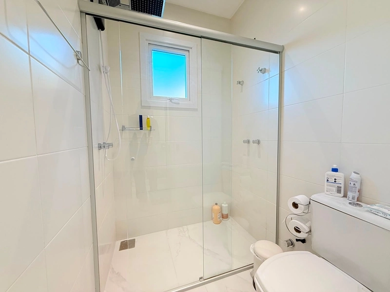 EXCELENTE CASA ALTO PADRÃO COM PISCINA : 20ª foto da galeria de imagens do imóvel