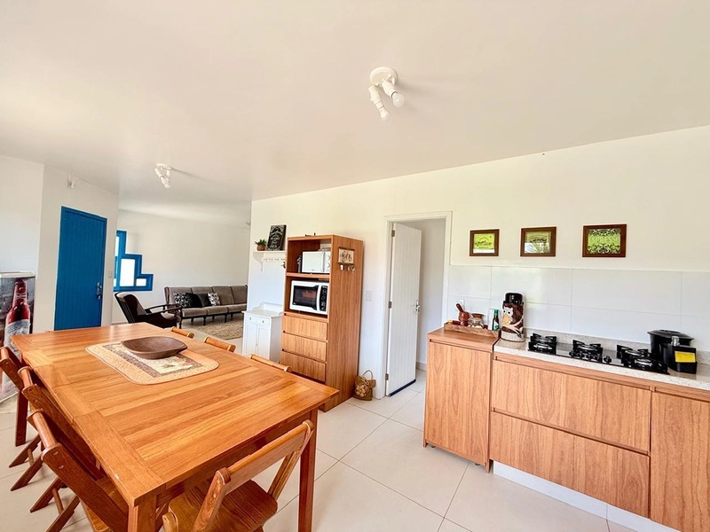 EXCELENTE CASA DE PRAIA PRÓXIMA AO MAR: 8ª foto da galeria de imagens do imóvel