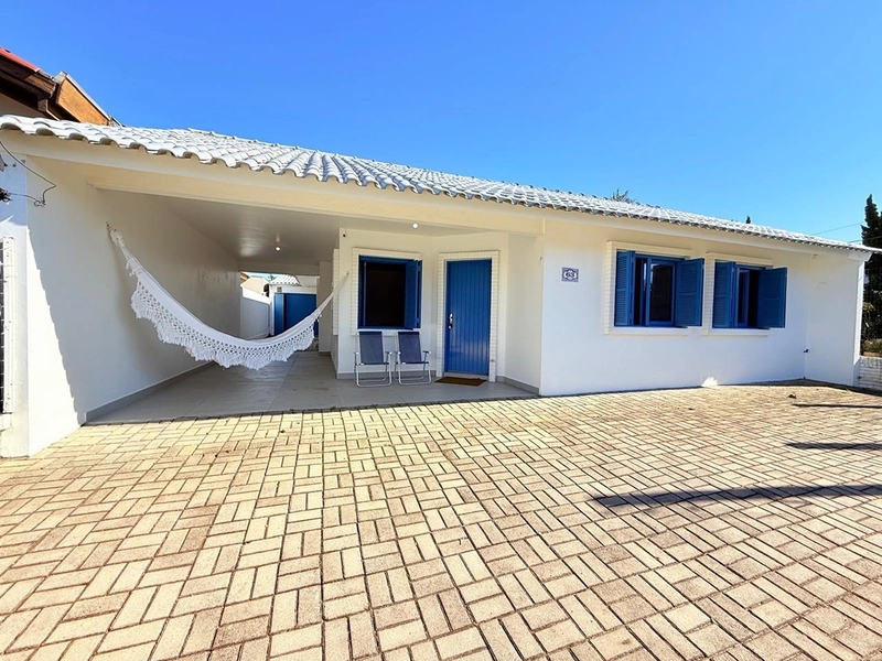 EXCELENTE CASA DE PRAIA PRÓXIMA AO MAR: 1ª foto da galeria de imagens do imóvel