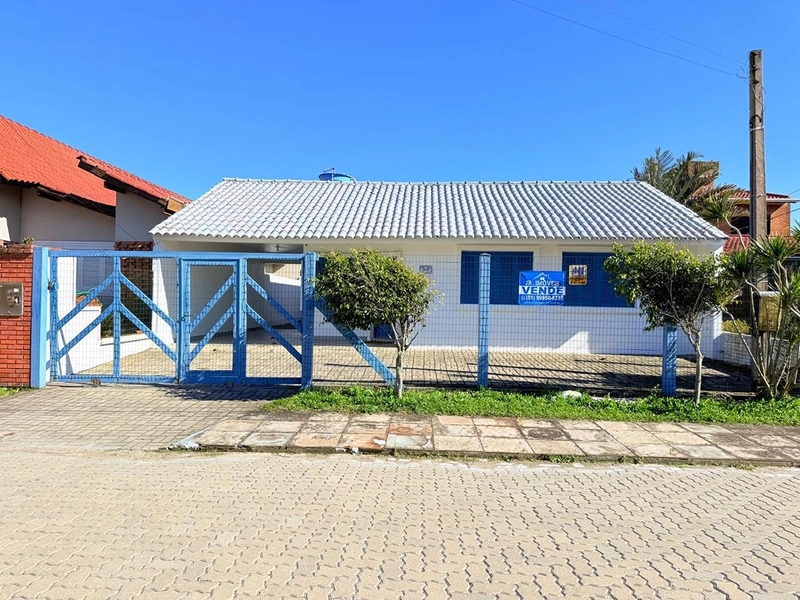 EXCELENTE CASA DE PRAIA PRÓXIMA AO MAR: 2ª foto da galeria de imagens do imóvel