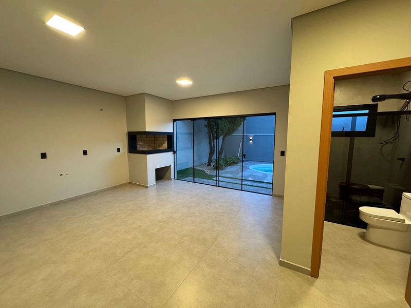EXCELENTE CASA COM PISCINA: 81ª foto da galeria de imagens do imóvel