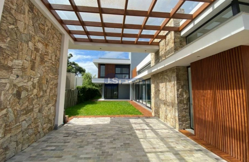 EXCELENTE CASA EM CONDOMINIO FECHADO: 1ª foto da galeria de imagens do imóvel