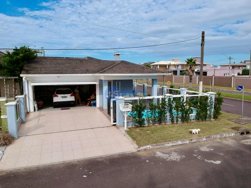 BELA CASA DE PRAIA: 2ª foto da galeria de imagens do imóvel