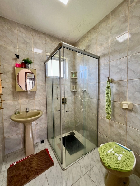 Casa com piscina próxima ao mar: 30ª foto da galeria de imagens do imóvel