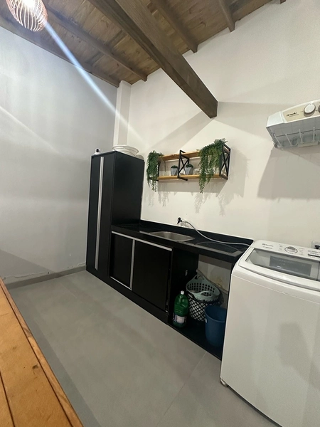 BELÍSSIMA CASA TÉRREA COM JACUZZI : 21ª foto da galeria de imagens do imóvel