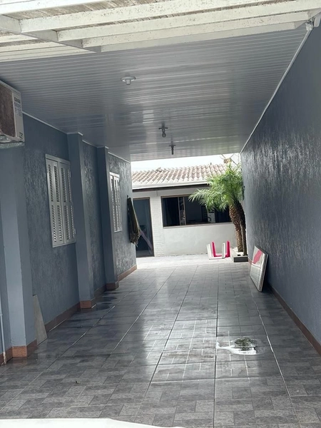 BELÍSSIMA CASA TÉRREA COM JACUZZI : 3ª foto da galeria de imagens do imóvel