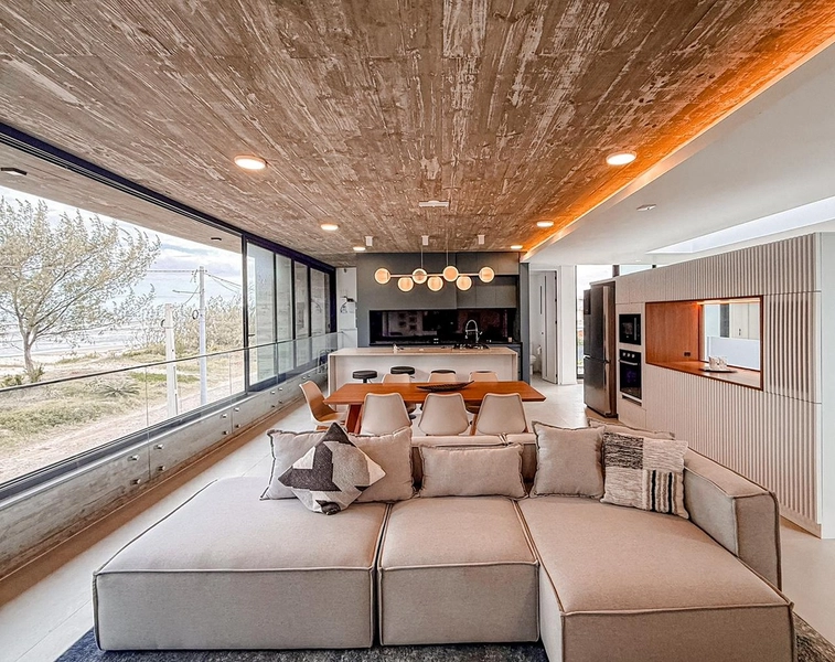 EXCELENTE CASA ALTO PADRÃO COM PISCINA : 24ª foto da galeria de imagens do imóvel