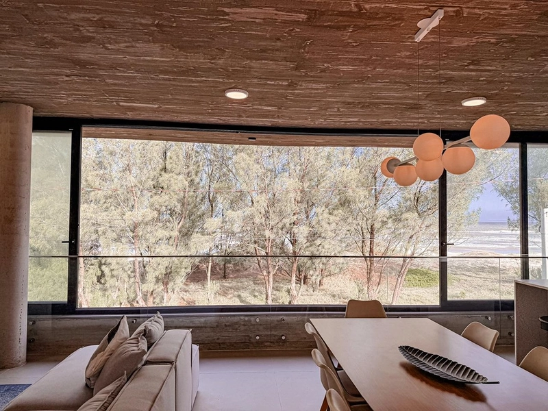 EXCELENTE CASA ALTO PADRÃO COM PISCINA : 5ª foto da galeria de imagens do imóvel