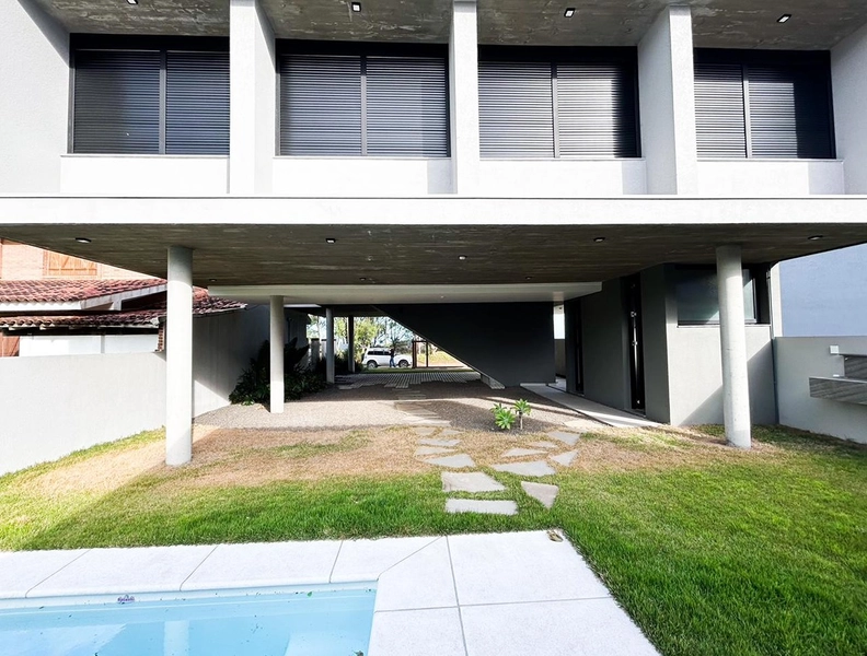 EXCELENTE CASA ALTO PADRÃO COM PISCINA : 58ª foto da galeria de imagens do imóvel