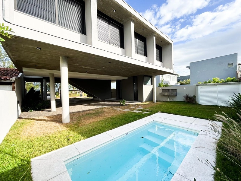 EXCELENTE CASA ALTO PADRÃO COM PISCINA : 57ª foto da galeria de imagens do imóvel