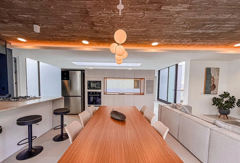 EXCELENTE CASA ALTO PADRÃO COM PISCINA : 17ª foto da galeria de imagens do imóvel