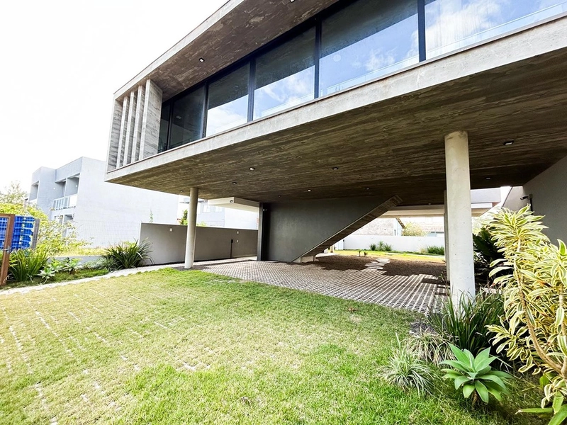 EXCELENTE CASA ALTO PADRÃO COM PISCINA : 51ª foto da galeria de imagens do imóvel