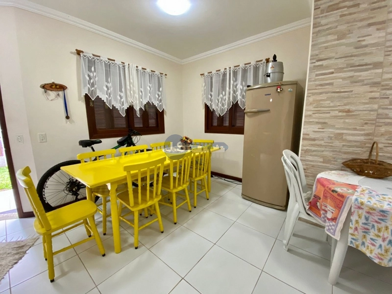 EXCELENTE CASA DE PRAIA PROXIMA AO MAR: 1ª foto da galeria de imagens do imóvel