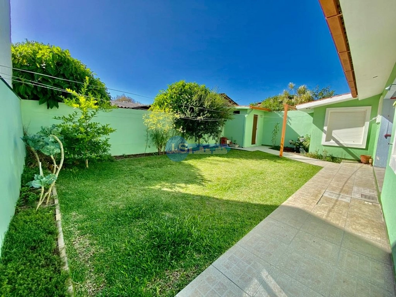 CASA DE PRAIA PRÓXIMA AO MAR: 1ª foto da galeria de imagens do imóvel