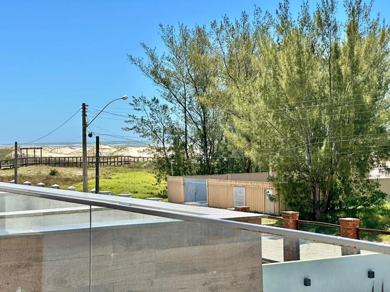 EXCELENTE CASA DE PRAIA PRÓXIMA AO MAR COM PISCINA: 29ª foto da galeria de imagens do imóvel