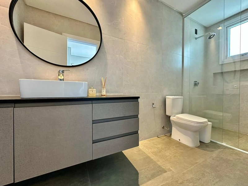 EXCELENTE CASA DE PRAIA PRÓXIMA AO MAR COM PISCINA: 36ª foto da galeria de imagens do imóvel