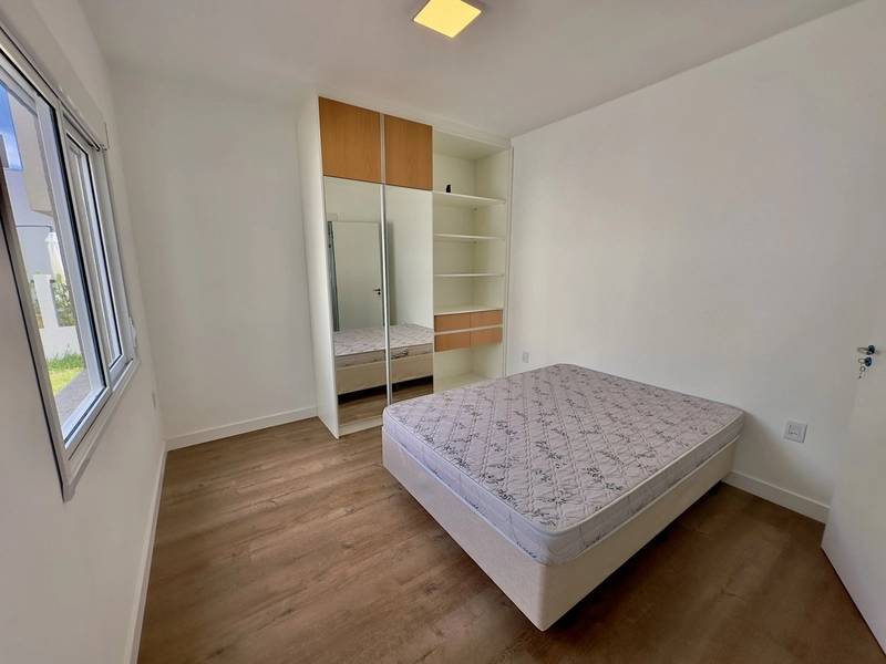 EXCELENTE CASA ALTO PADRÃO EM CONDOMÍNIO: 2ª foto da galeria de imagens do imóvel