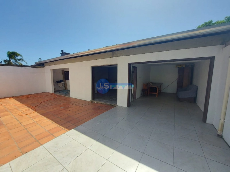 Casa em Rainha do Mar: 2ª foto da galeria de imagens do imóvel