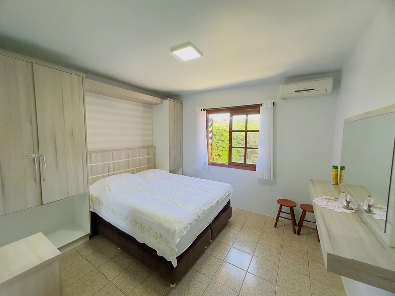 EXCELENTE CASA COM PISCINA: 23ª foto da galeria de imagens do imóvel