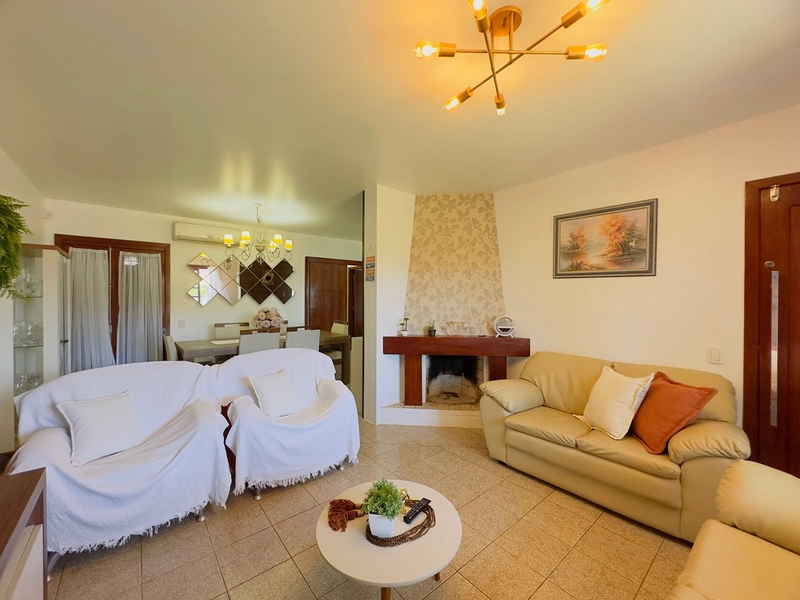 EXCELENTE CASA COM PISCINA: 21ª foto da galeria de imagens do imóvel