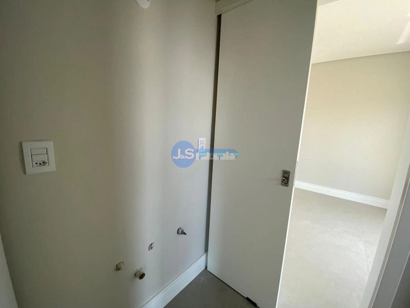 EXCELENTE CASA EM CONDOMINIO FECHADO: 3ª foto da galeria de imagens do imóvel