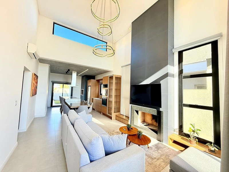 EXCELENTE CASA ALTO PADRÃO COM PISCINA : 12ª foto da galeria de imagens do imóvel
