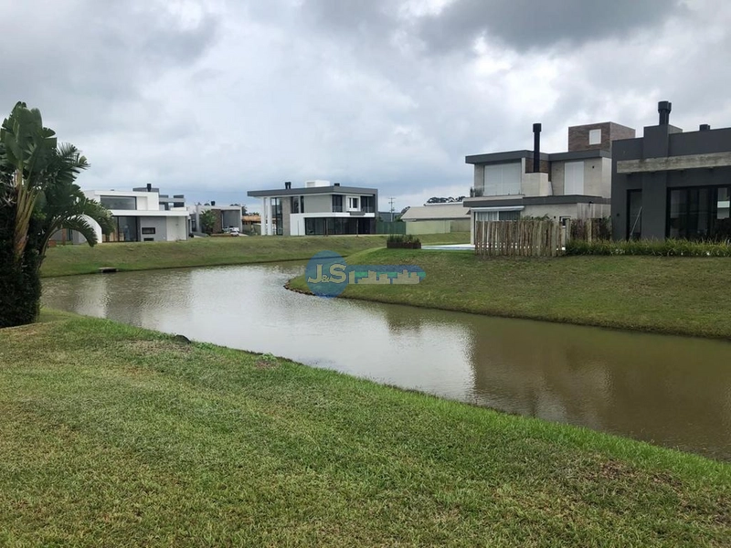 CASA EM CONDOMÍNIO FECHADO: 1ª foto da galeria de imagens do imóvel