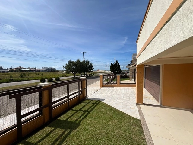 EXCELENTE CASA DE PRAIA EM LAJE PERTINHO DO MAR: 5ª foto da galeria de imagens do imóvel