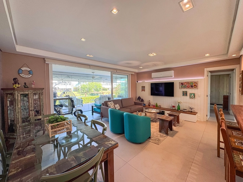 EXCELENTE CASA ALTO PADRÃO EM CONDOMÍNIO: 4ª foto da galeria de imagens do imóvel