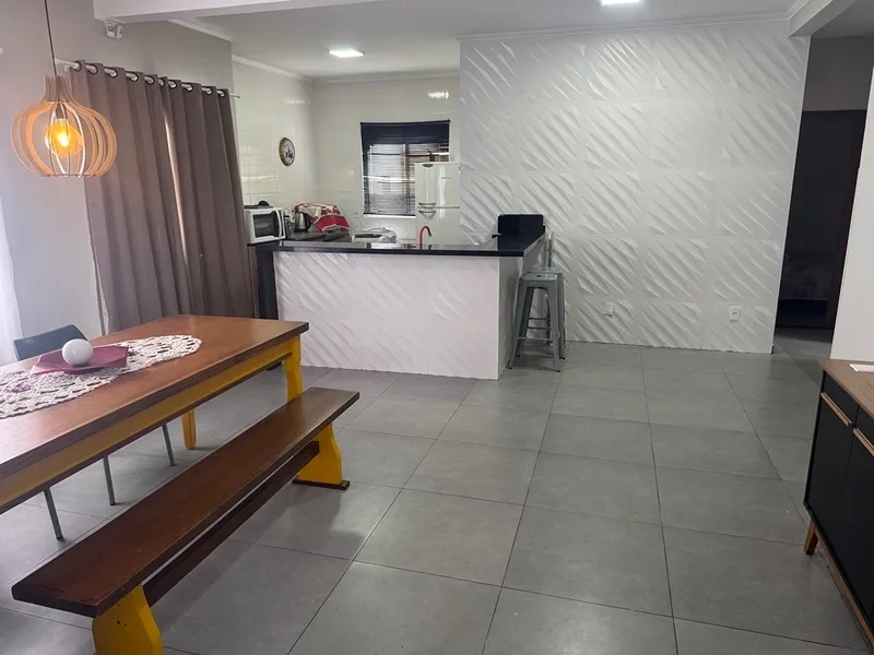 EXCELENTE CASA COM PISCINA: 18ª foto da galeria de imagens do imóvel