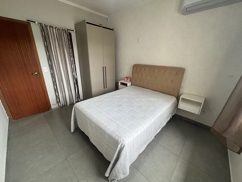 EXCELENTE CASA COM PISCINA: 3ª foto da galeria de imagens do imóvel