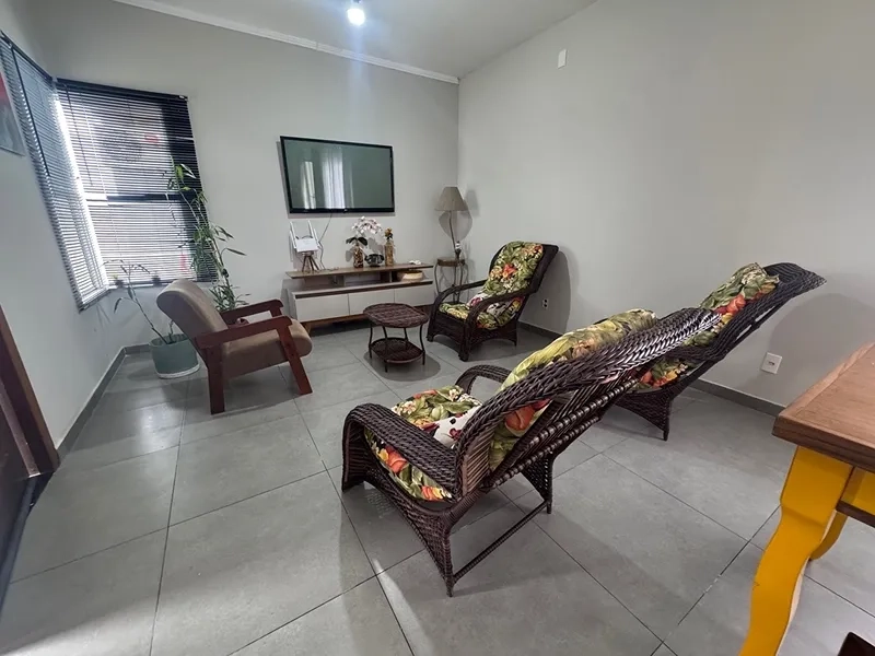 EXCELENTE CASA COM PISCINA: 25ª foto da galeria de imagens do imóvel