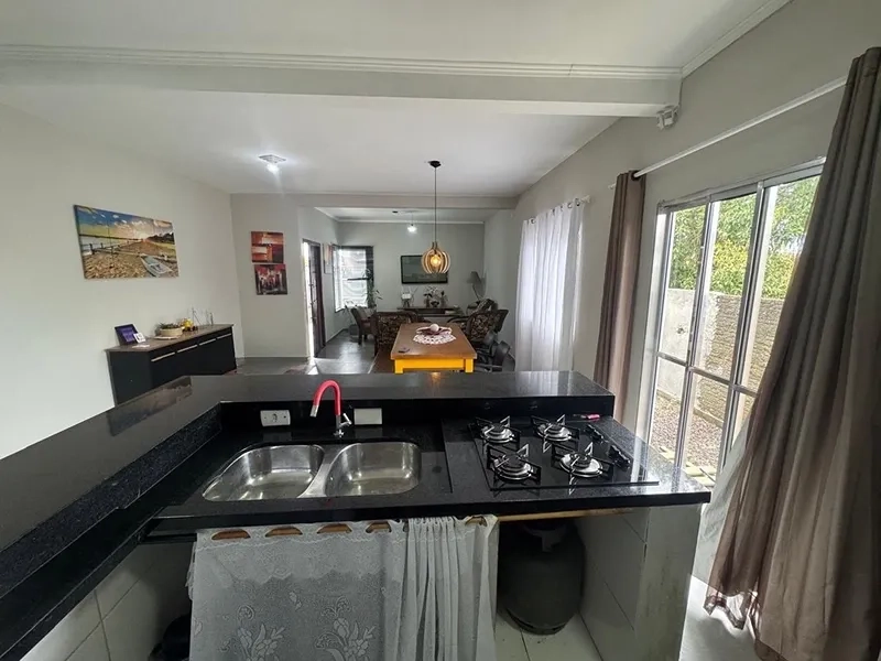 EXCELENTE CASA COM PISCINA: 20ª foto da galeria de imagens do imóvel