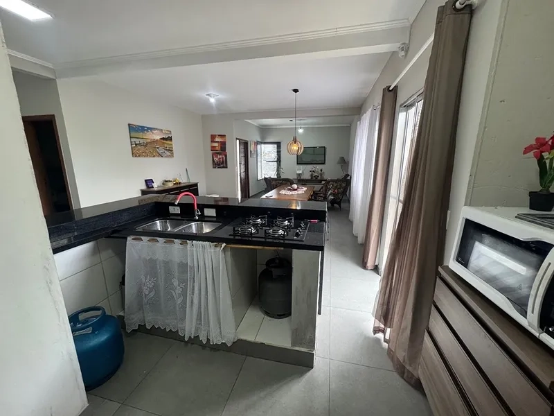 EXCELENTE CASA COM PISCINA: 5ª foto da galeria de imagens do imóvel