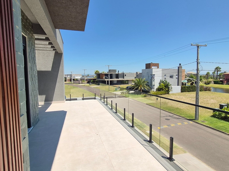 EXCELENTE CASA ALTO PADRÃO EM CONDOMÍNIO: 8ª foto da galeria de imagens do imóvel